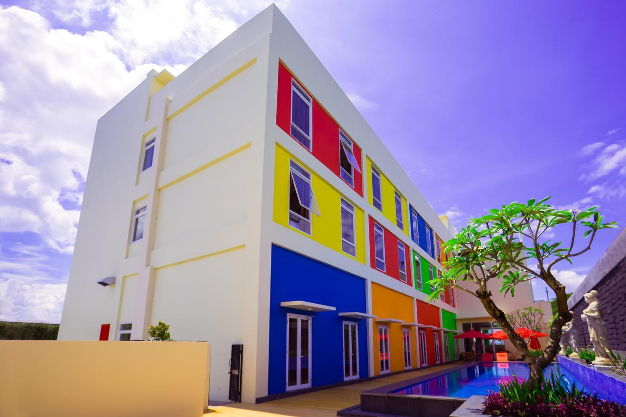 Front One Hotel Purwodadi Purwodadi  Eksteriør bilde